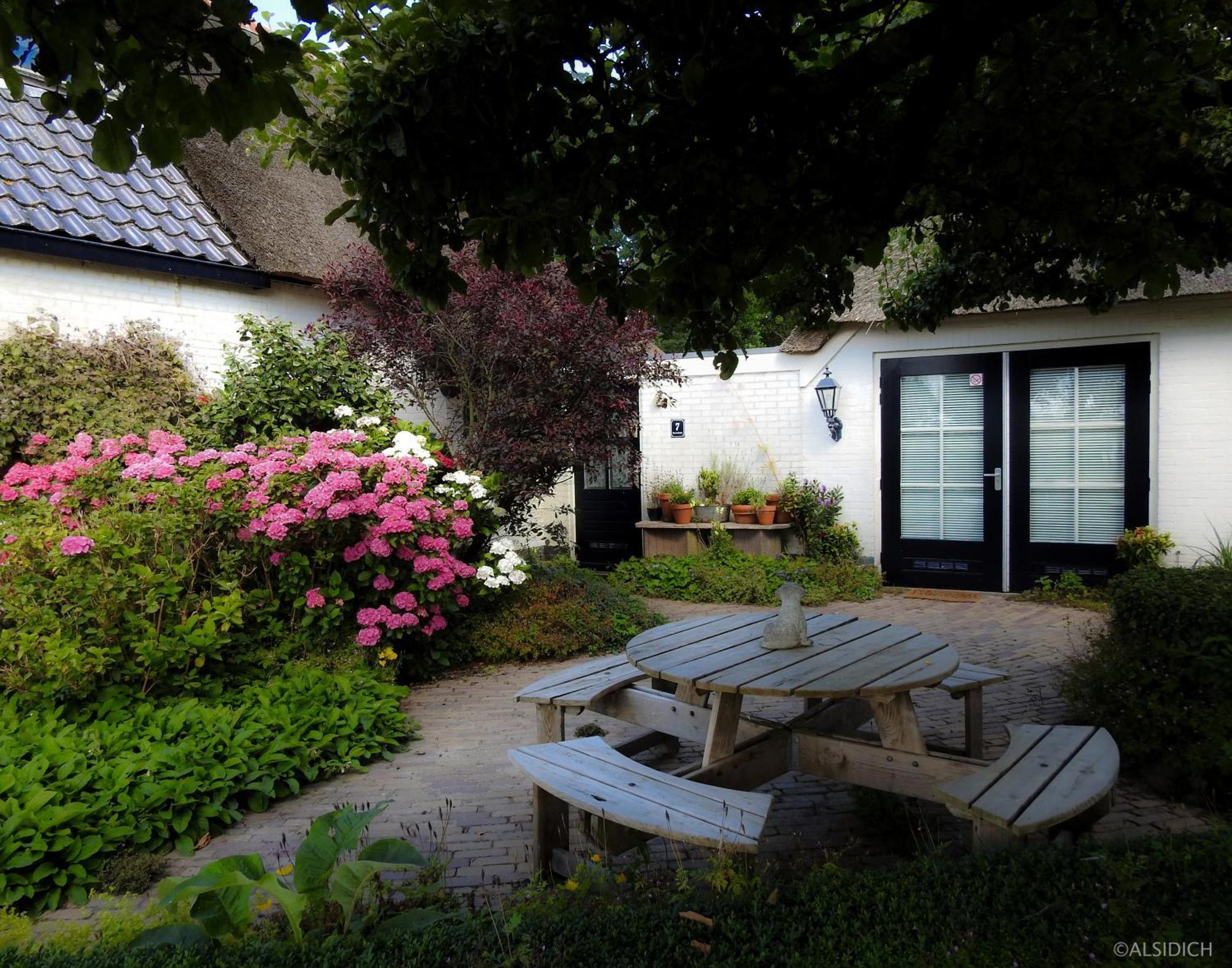 The Wee White Hoose Oosternijkerk Exterior foto